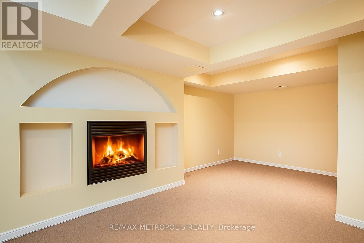 59 - 2 Royalwood Court, Hamilton (Stoney Creek), Ontario  L8E 4Z1 - Photo 16 - X12531148