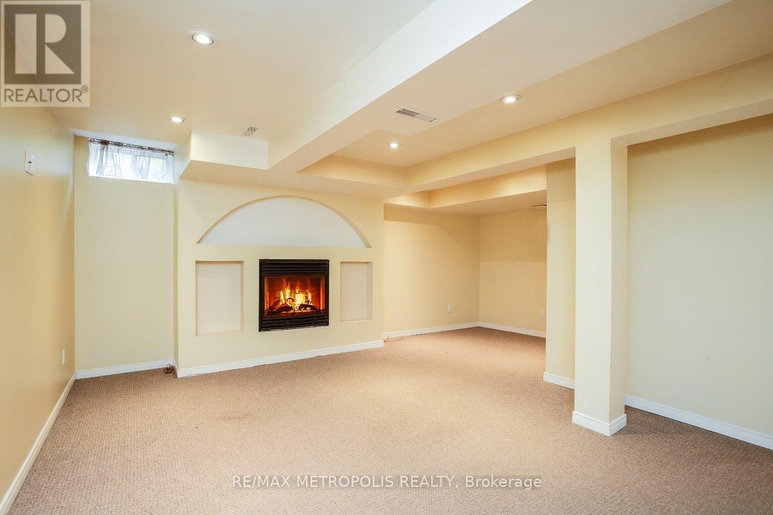 59 - 2 Royalwood Court, Hamilton (Stoney Creek), Ontario  L8E 4Z1 - Photo 15 - X12531148