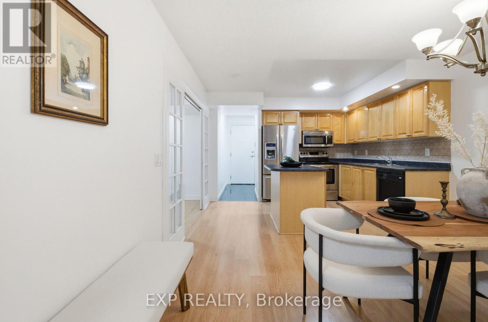 1630 - 5233 Dundas Street W, Toronto (Islington-City Centre West), Ontario  M9B 6M1 - Photo 11 - W12529282