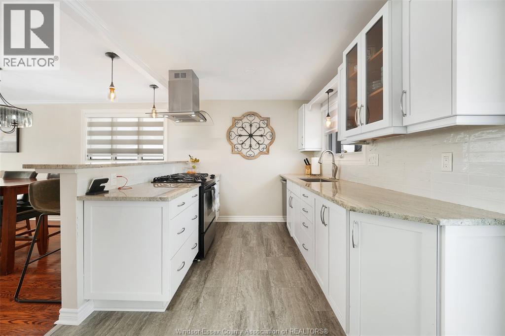 9926 Asgard, Windsor, Ontario  N8R 1E2 - Photo 17 - 25028535