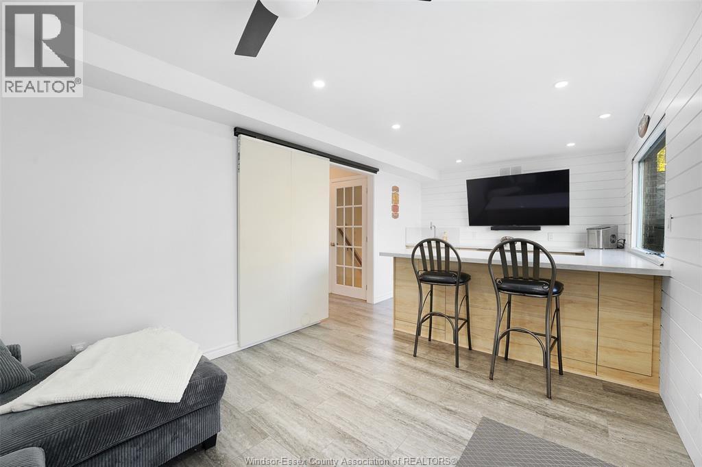 9926 Asgard, Windsor, Ontario  N8R 1E2 - Photo 24 - 25028535
