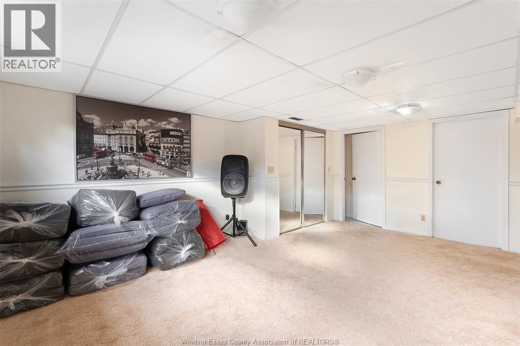 9926 Asgard, Windsor, Ontario  N8R 1E2 - Photo 31 - 25028535