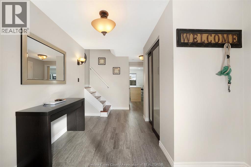 9926 Asgard, Windsor, Ontario  N8R 1E2 - Photo 5 - 25028535