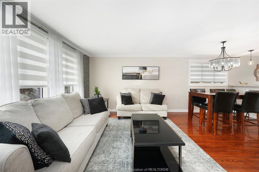 9926 Asgard, Windsor, Ontario  N8R 1E2 - Photo 9 - 25028535