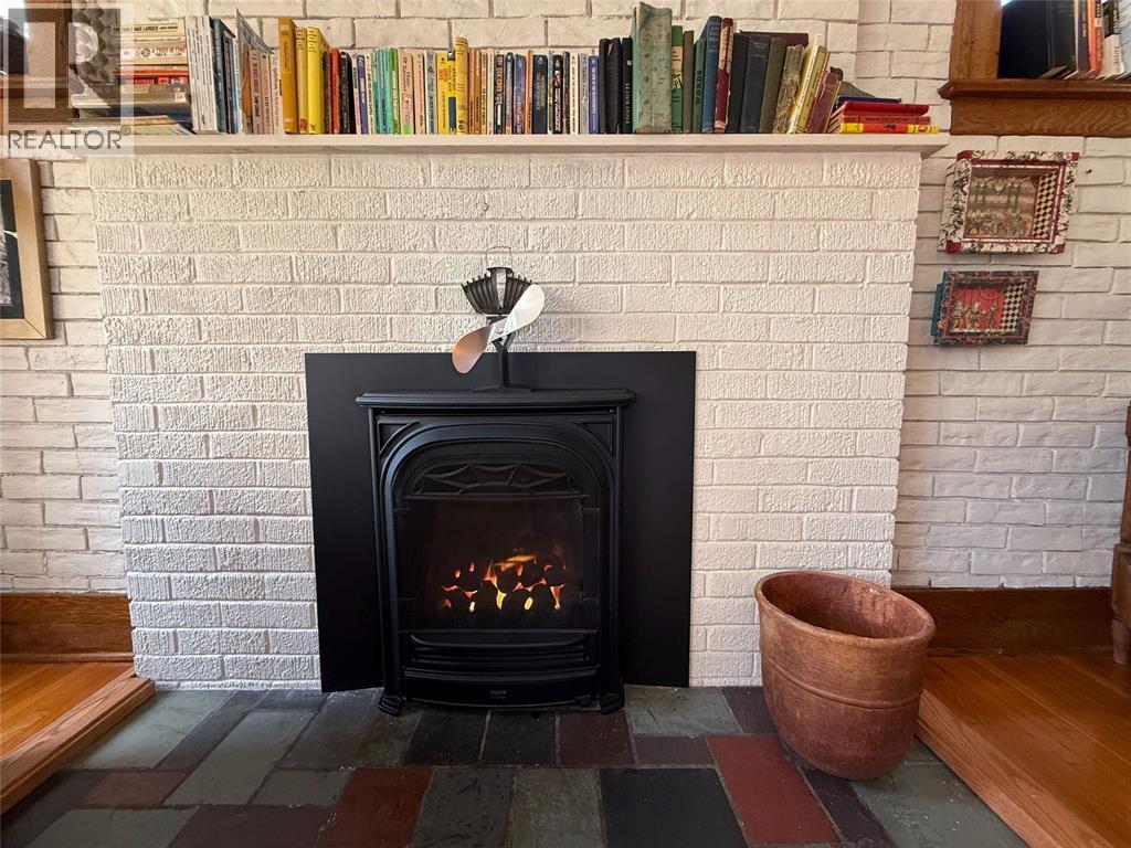 127 Fleming Street, Sarnia, Ontario  N7T 6C2 - Photo 6 - 25027295