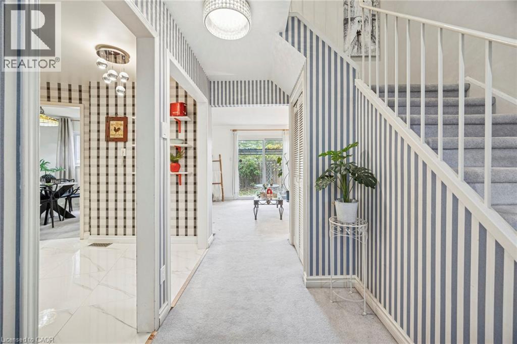 28 Reith Way, Thornhill, Ontario  L3T 5C7 - Photo 6 - 40787142