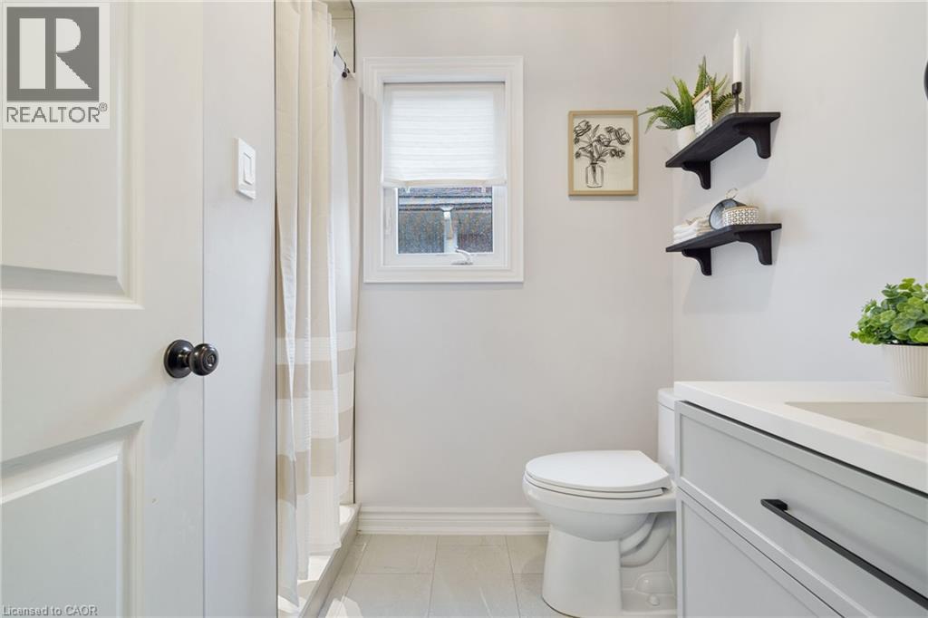 66 Ellington Avenue, Stoney Creek, Ontario  L8E 3T6 - Photo 34 - 40785824