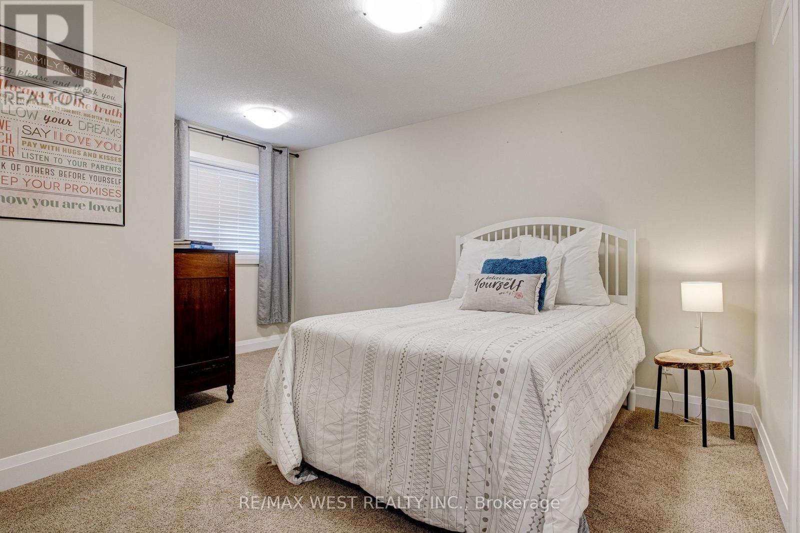 68 Challenger Avenue, North Dumfries, Ontario N0B 1E0 - Photo 28 - X12418954