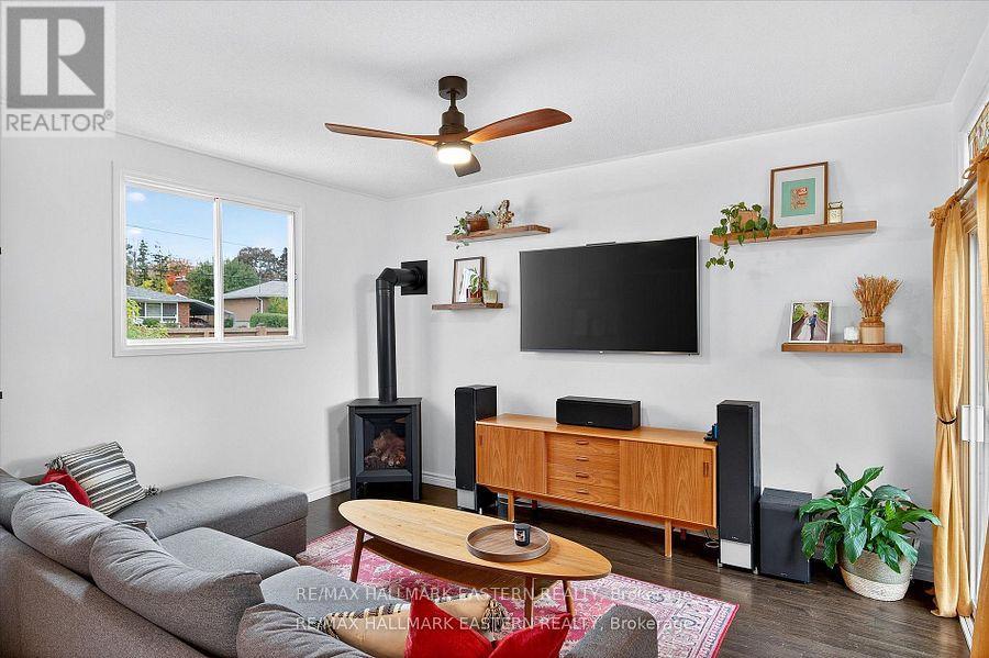 14 Alexander Avenue, Peterborough, Ontario K9J 6B4 - Photo 19 - X12532440