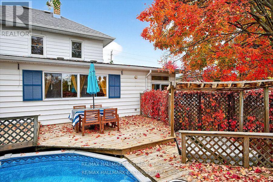 14 Alexander Avenue, Peterborough, Ontario K9J 6B4 - Photo 27 - X12532440