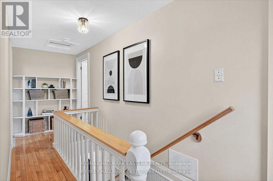 14 Alexander Avenue, Peterborough, Ontario K9J 6B4 - Photo 34 - X12532440