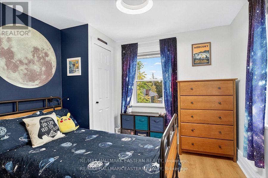 14 Alexander Avenue, Peterborough, Ontario K9J 6B4 - Photo 42 - X12532440