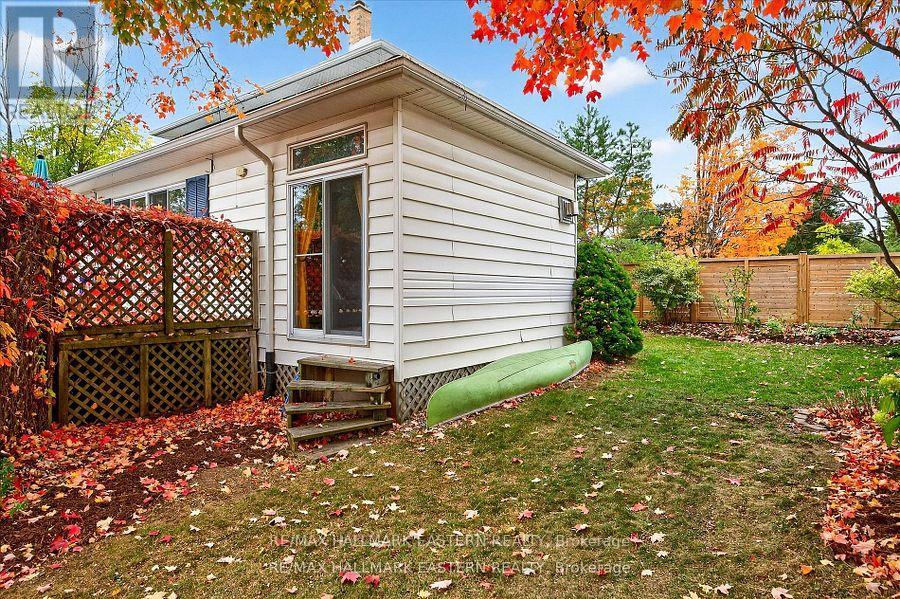 14 Alexander Avenue, Peterborough, Ontario K9J 6B4 - Photo 45 - X12532440