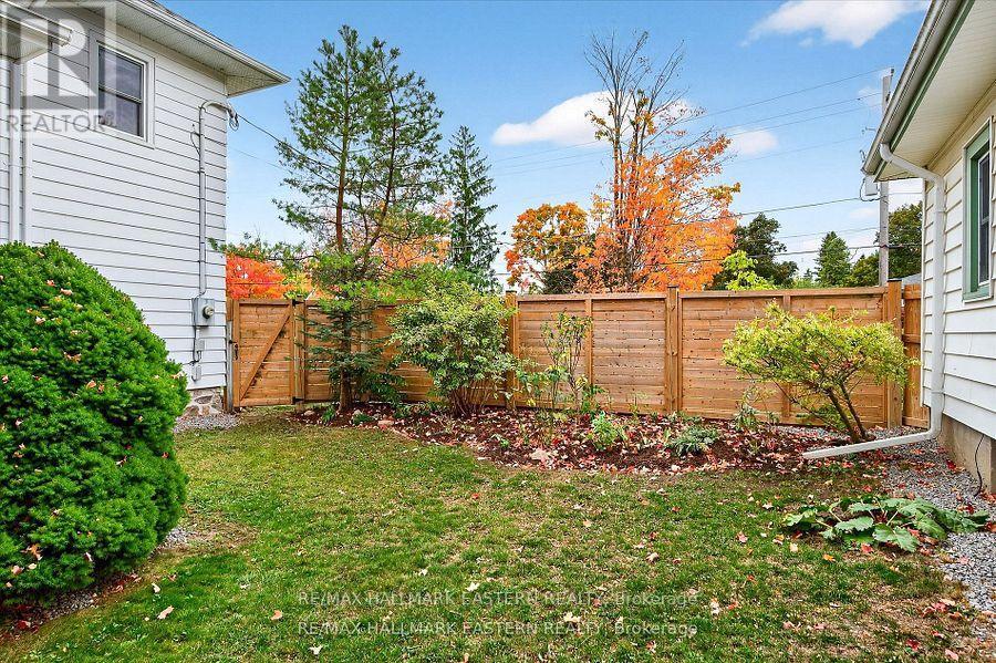 14 Alexander Avenue, Peterborough, Ontario K9J 6B4 - Photo 46 - X12532440