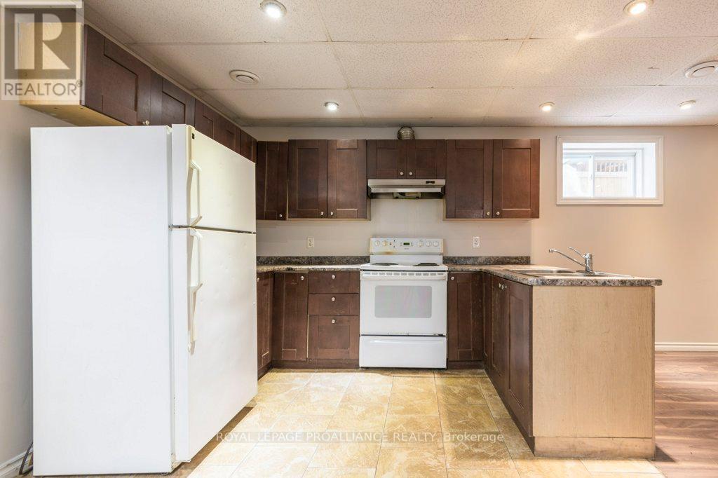 22 Faraday Gardens, Belleville, Ontario  K8P 5J5 - Photo 18 - X12532498