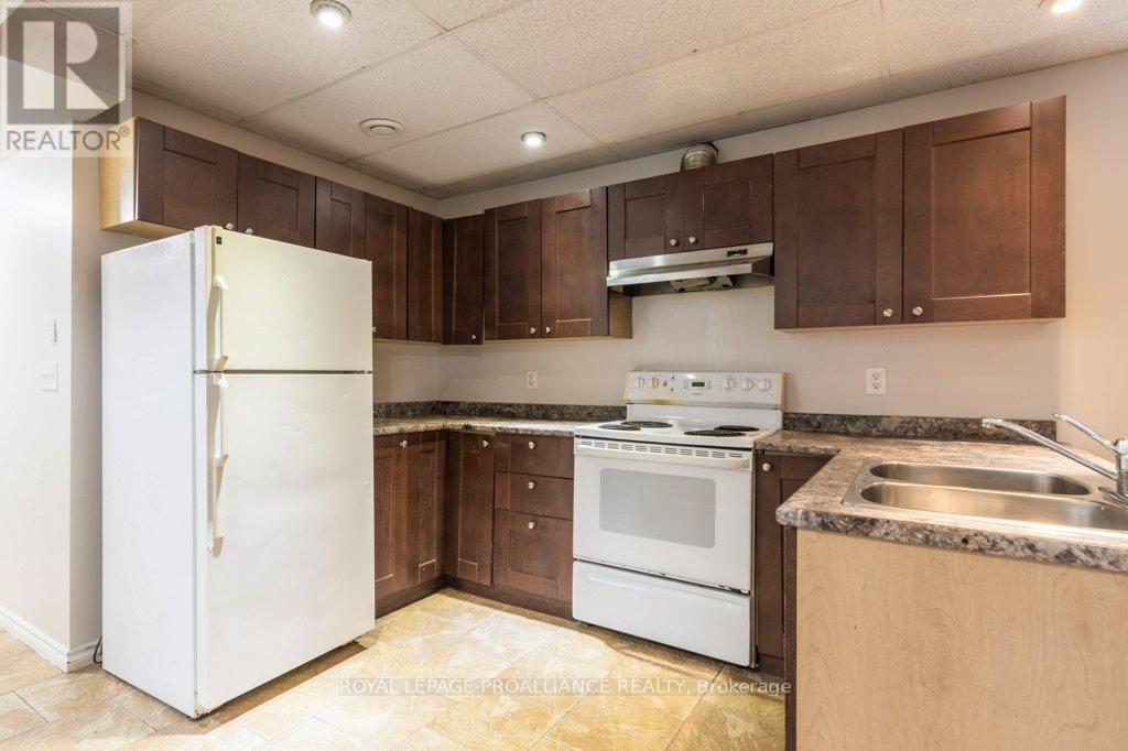 22 Faraday Gardens, Belleville, Ontario  K8P 5J5 - Photo 20 - X12532498