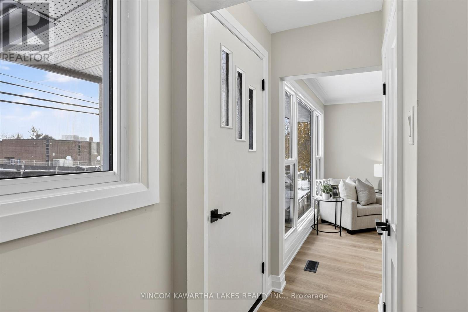 152 Langton Street, Peterborough, Ontario K9H 6K2 - Photo 4 - X12532646