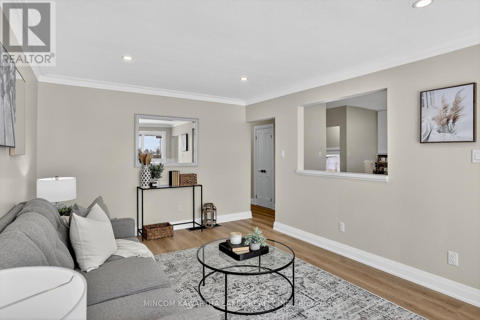 152 Langton Street, Peterborough, Ontario K9H 6K2 - Photo 9 - X12532646