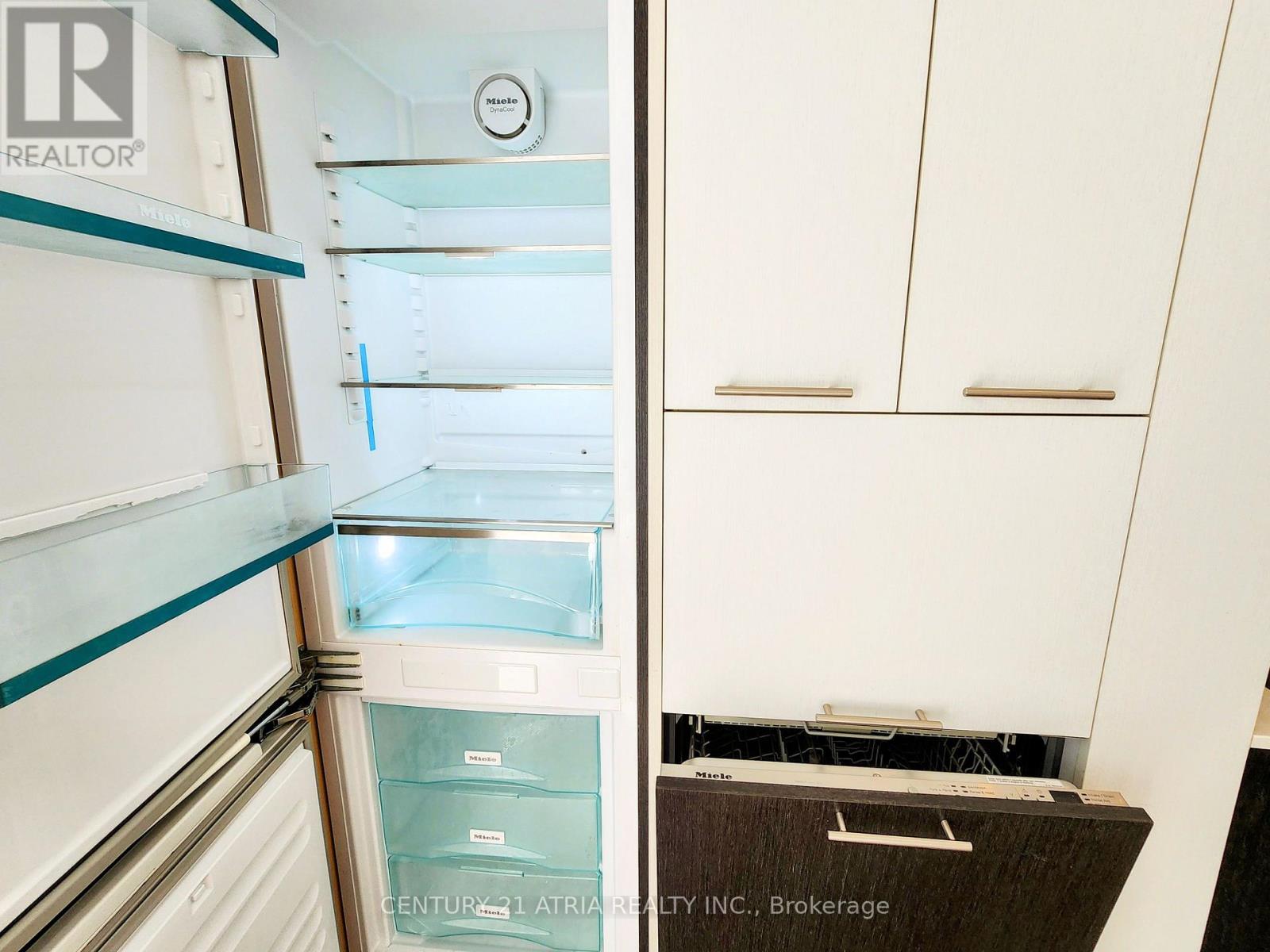 520 - 30 Nelson Street, Toronto, Ontario  M5V 0H5 - Photo 10 - C12532266