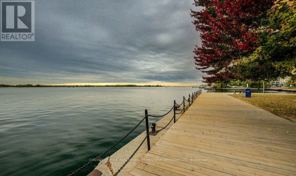 1416 - 33 Harbour Square, Toronto, Ontario  M5J 2G2 - Photo 40 - C12532314