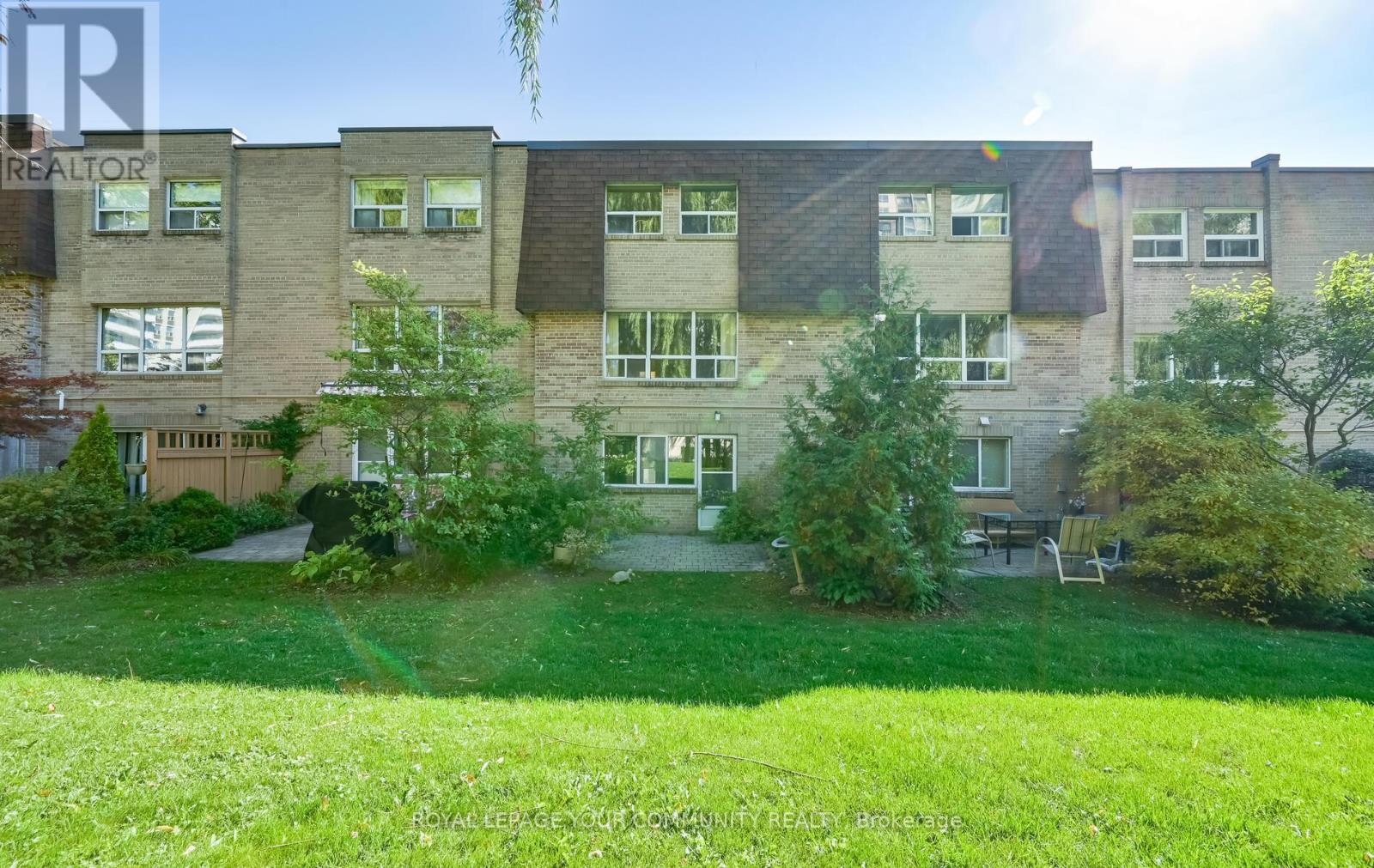 10 Village Green Way, Toronto, Ontario  M2J 1K8 - Photo 25 - C12532342