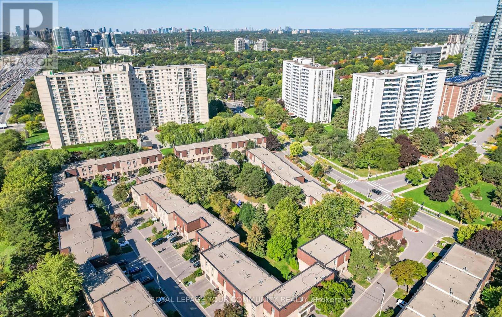 10 Village Green Way, Toronto, Ontario  M2J 1K8 - Photo 38 - C12532342