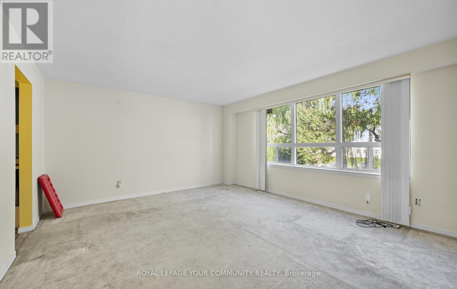 10 Village Green Way, Toronto, Ontario  M2J 1K8 - Photo 7 - C12532342