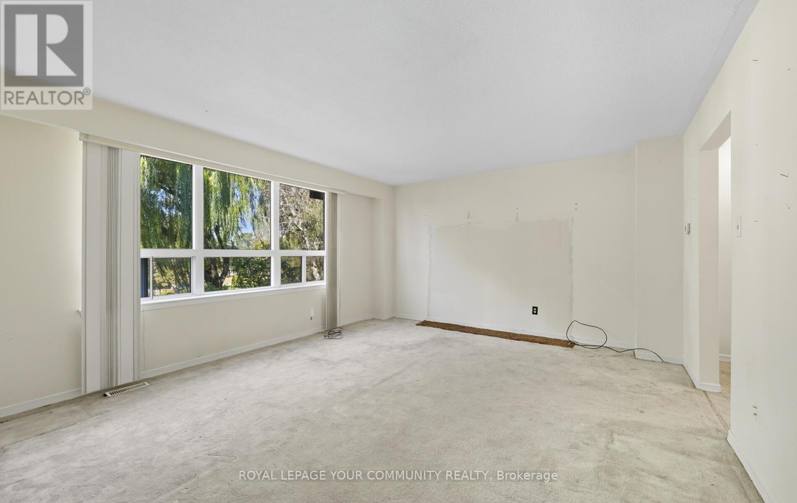 10 Village Green Way, Toronto, Ontario  M2J 1K8 - Photo 8 - C12532342