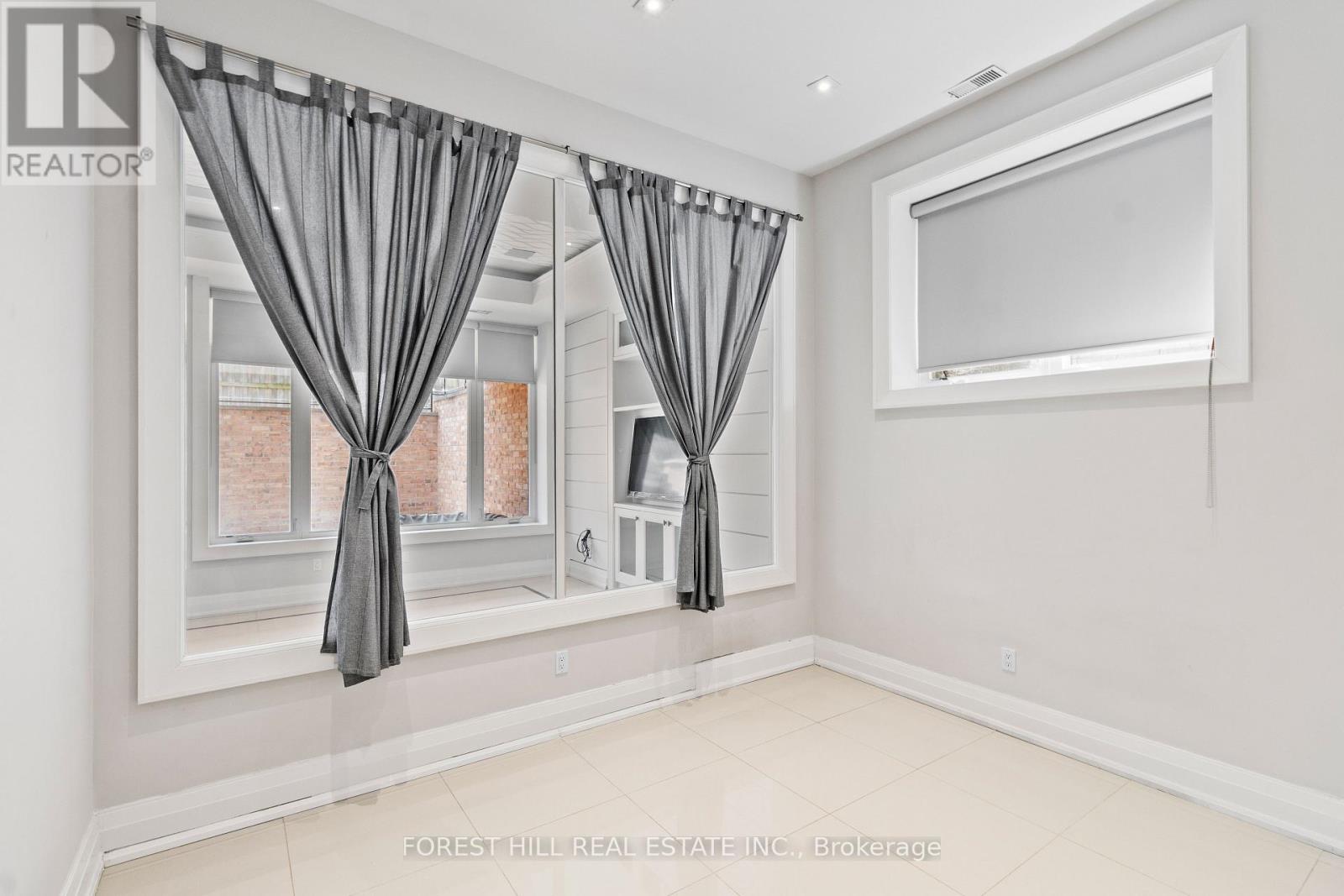 57 Wedgewood Drive, Toronto, Ontario  M2M 2H4 - Photo 43 - C12532360