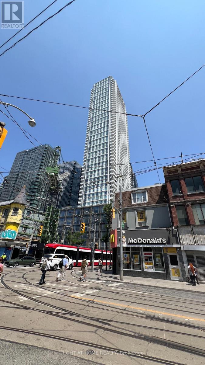 5207 - 88 Queen Street E, Toronto, Ontario  M5C 0B6 - Photo 16 - C12532402