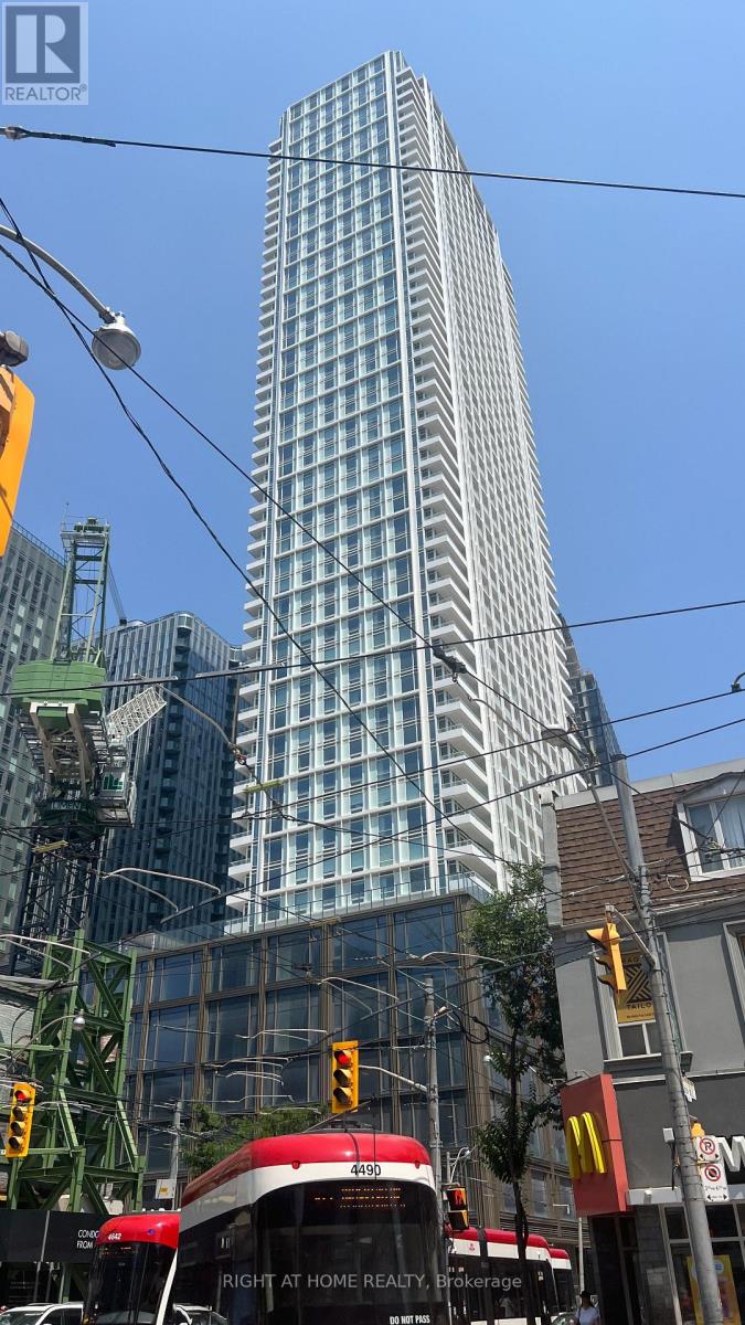 5207 - 88 Queen Street E, Toronto, Ontario  M5C 0B6 - Photo 17 - C12532402