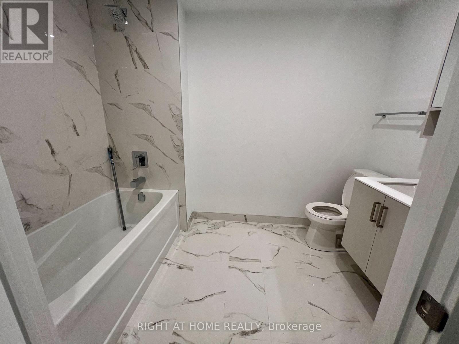 5207 - 88 Queen Street E, Toronto, Ontario  M5C 0B6 - Photo 6 - C12532402