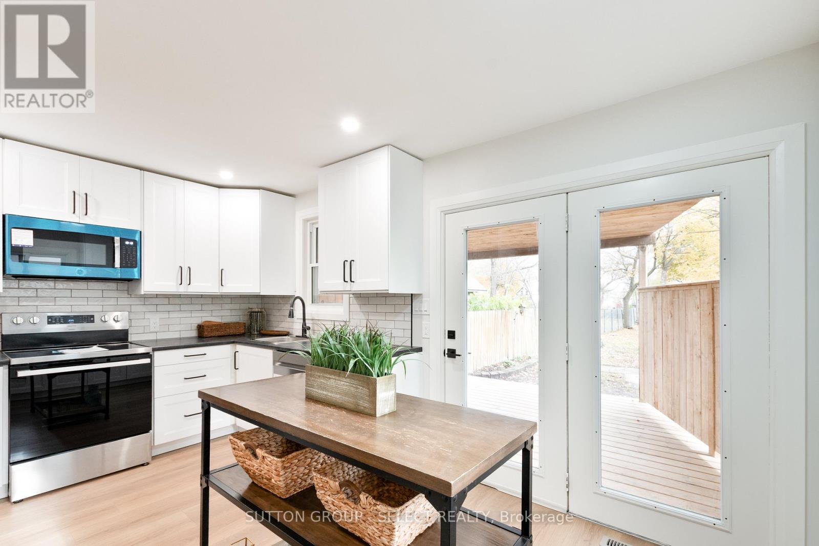 104 Oak Street, London East, Ontario  N5Z 2H6 - Photo 18 - X12532426