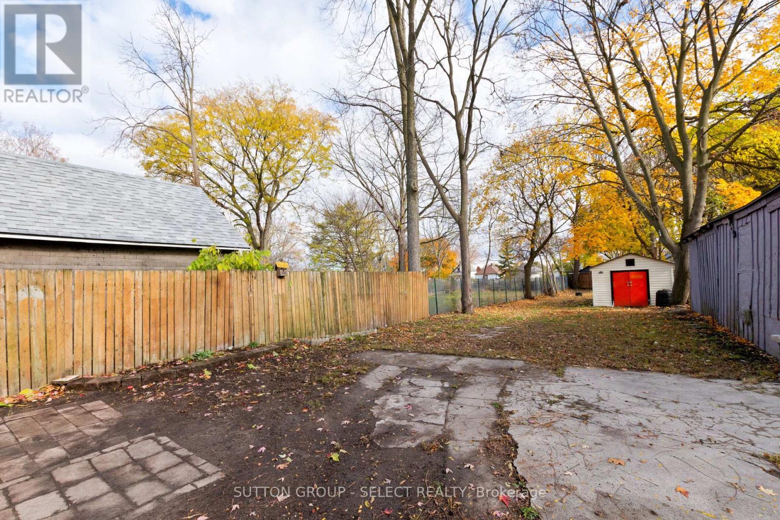104 Oak Street, London East, Ontario  N5Z 2H6 - Photo 37 - X12532426