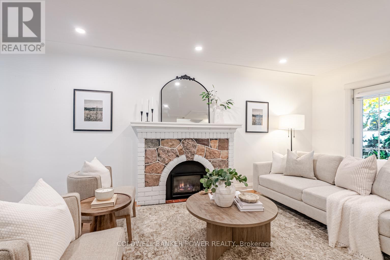 Photo 18 of 41 for 148 Iroquois Avenue