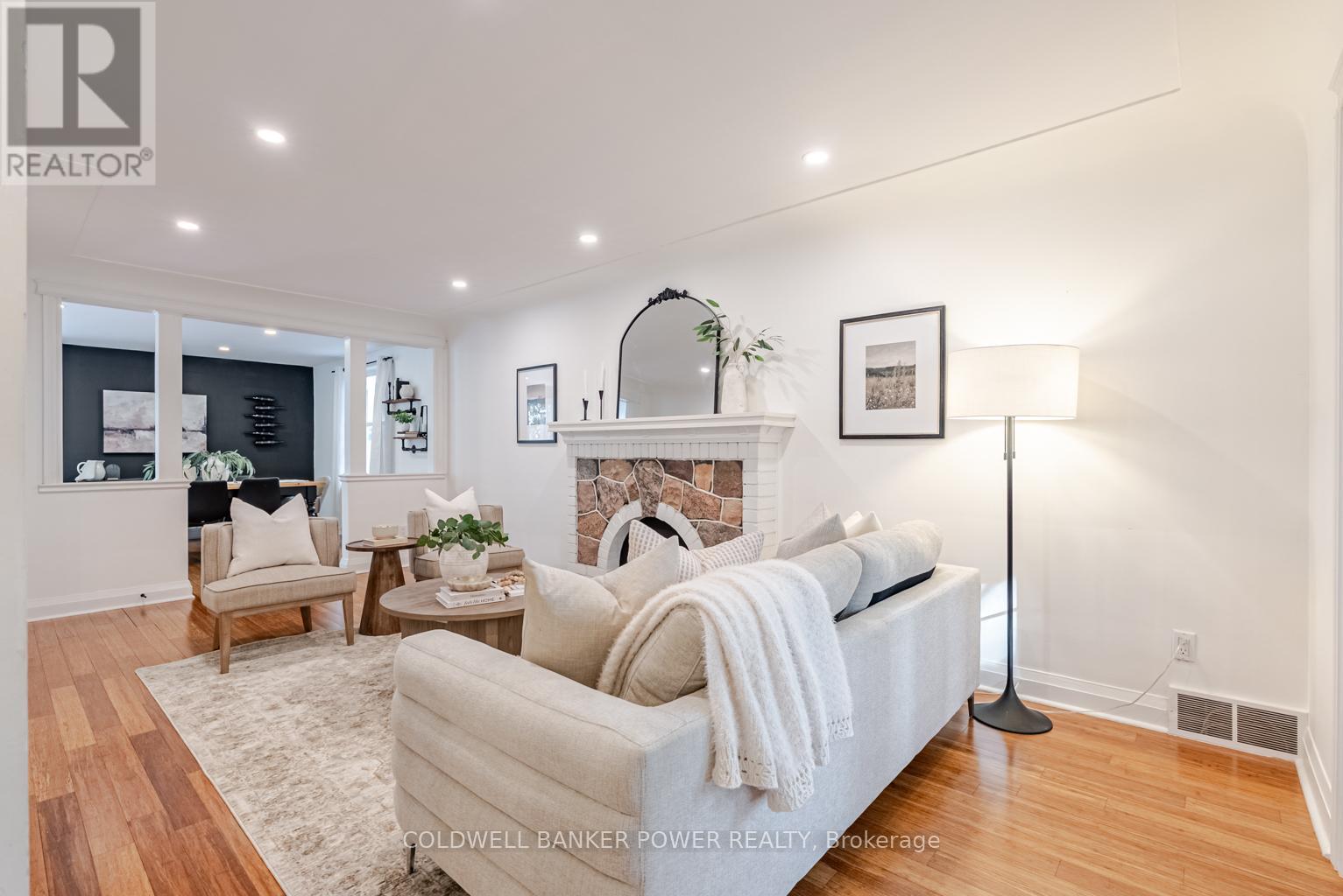 Photo 19 of 41 for 148 Iroquois Avenue