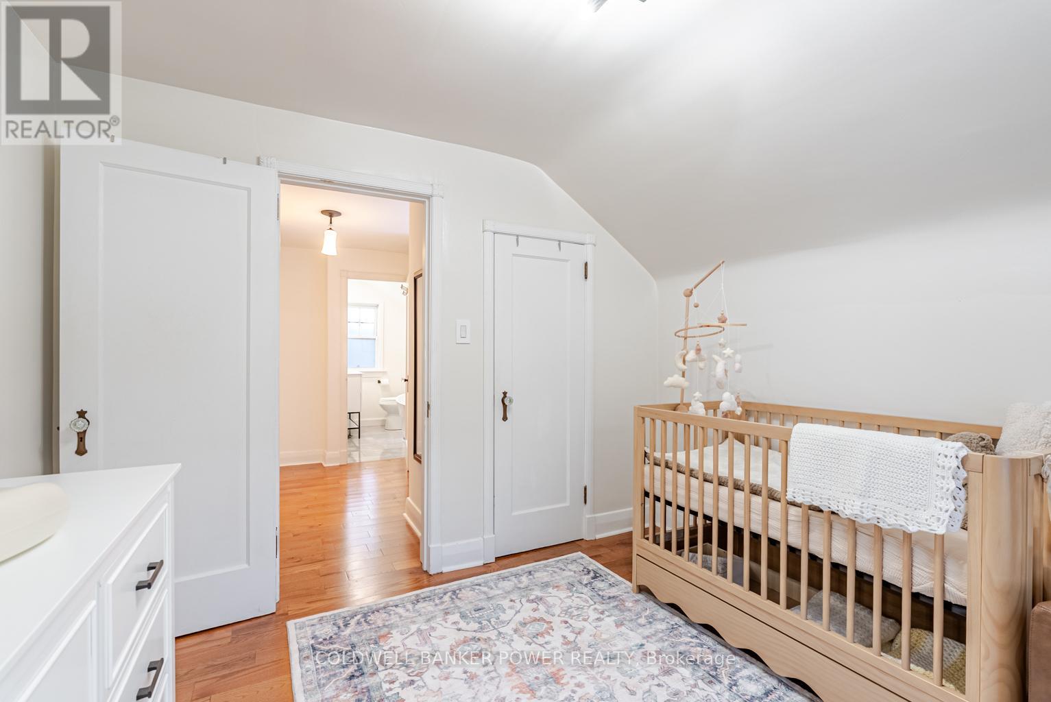 Photo 26 of 41 for 148 Iroquois Avenue