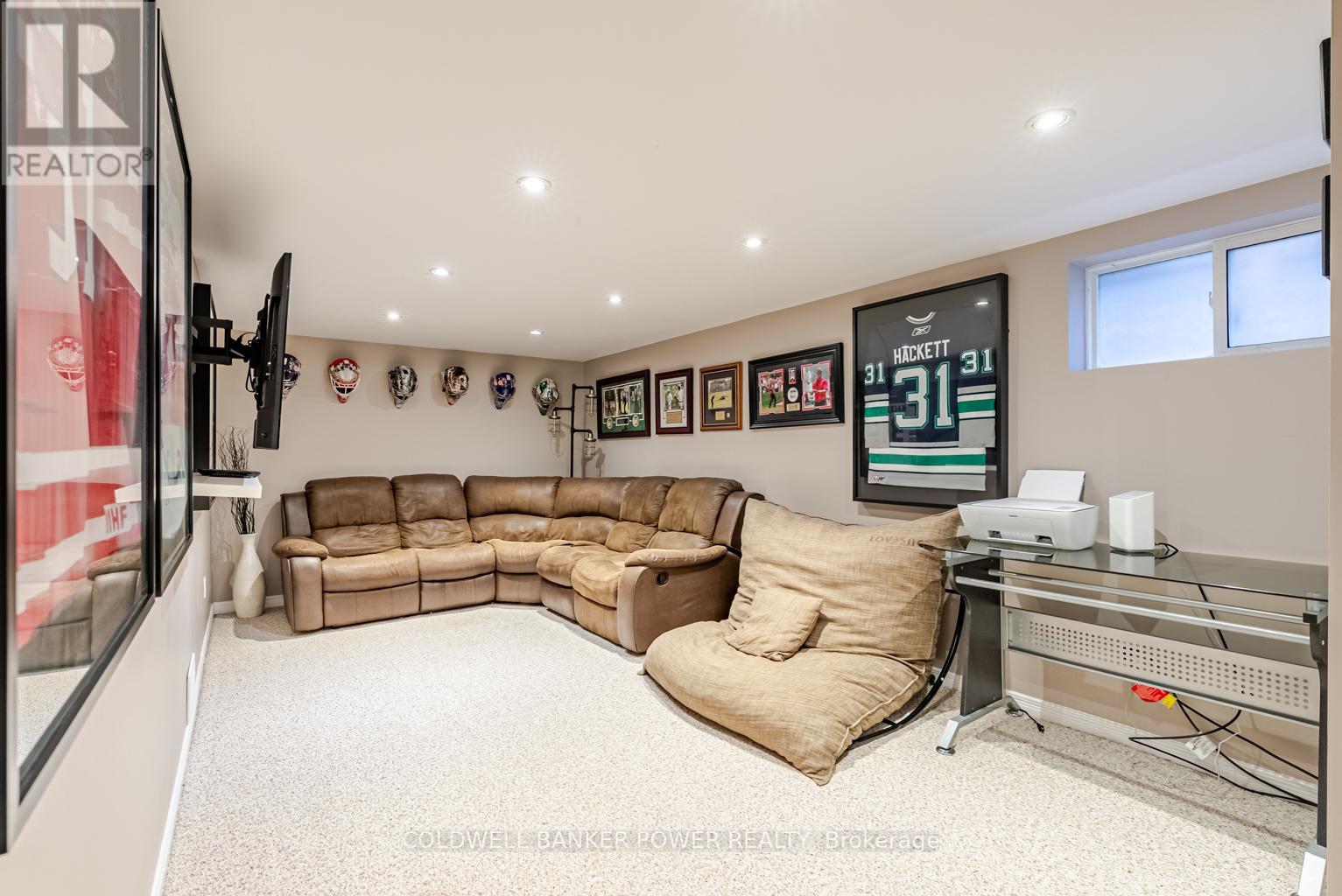 Photo 30 of 41 for 148 Iroquois Avenue