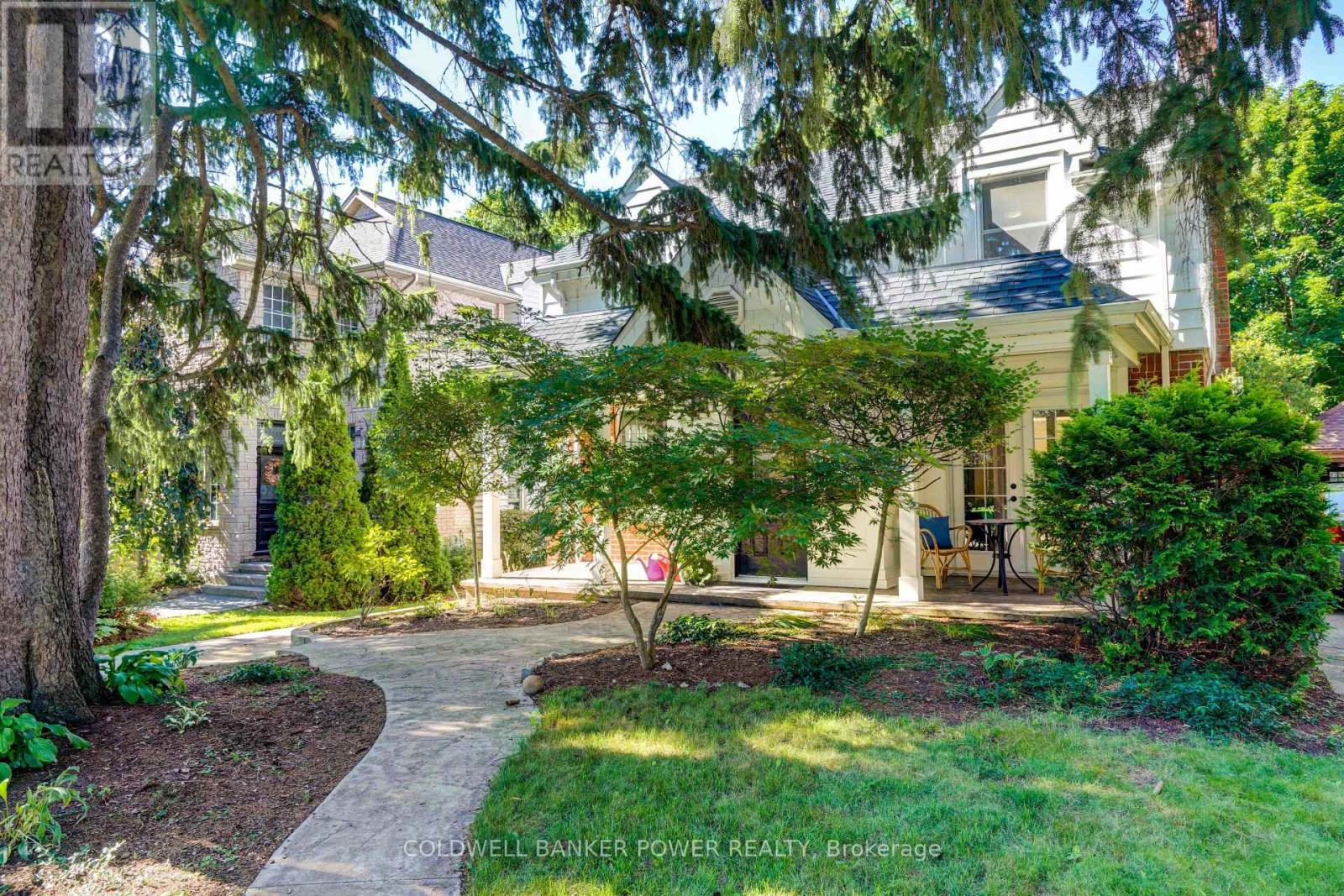 Photo 40 of 41 for 148 Iroquois Avenue