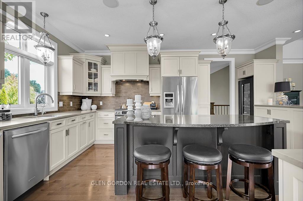 3390 Settlement Place, London South, Ontario  N6P 0A7 - Photo 11 - X12532614