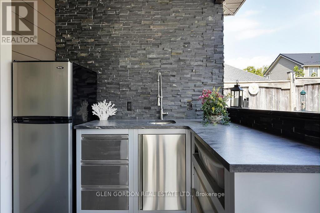 3390 Settlement Place, London South, Ontario  N6P 0A7 - Photo 46 - X12532614