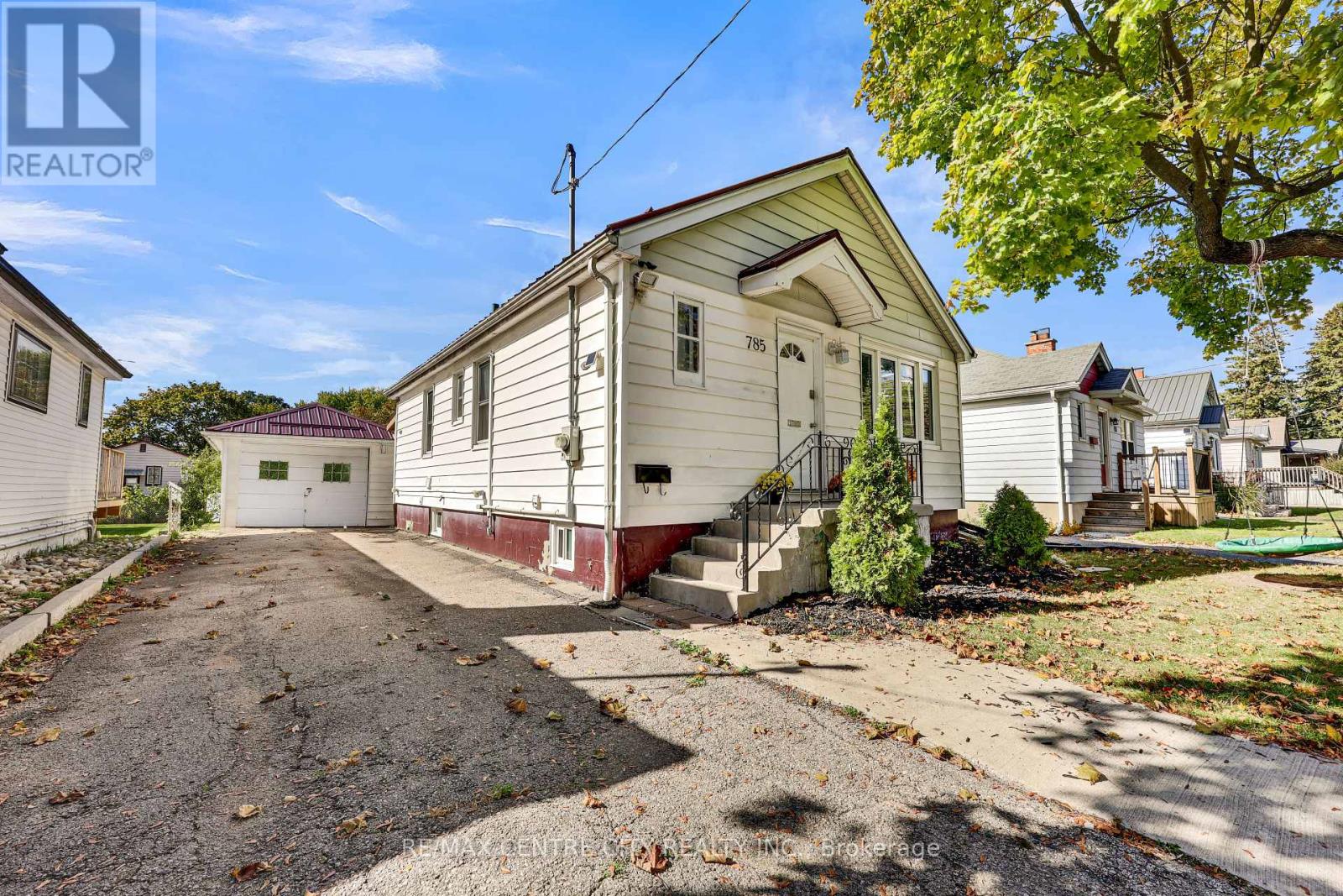 785 FLEET STREET, London East, Ontario