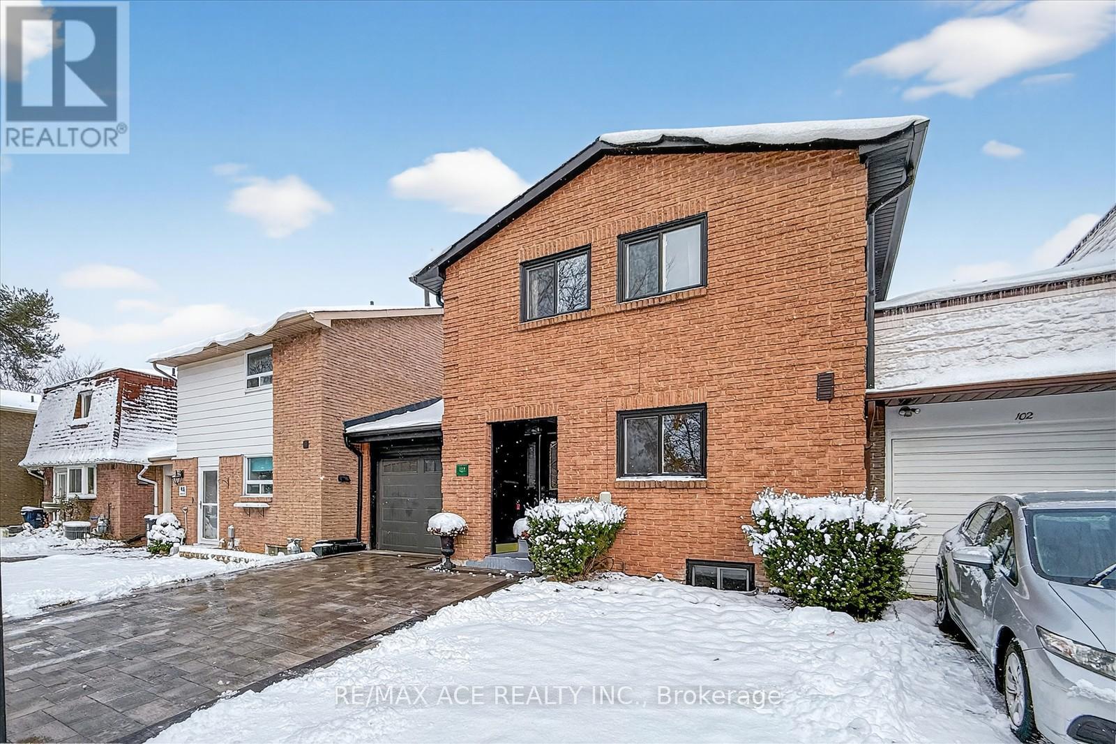 100 Brimwood Boulevard, Toronto, Ontario  M1V 1C2 - Photo 3 - E12532296