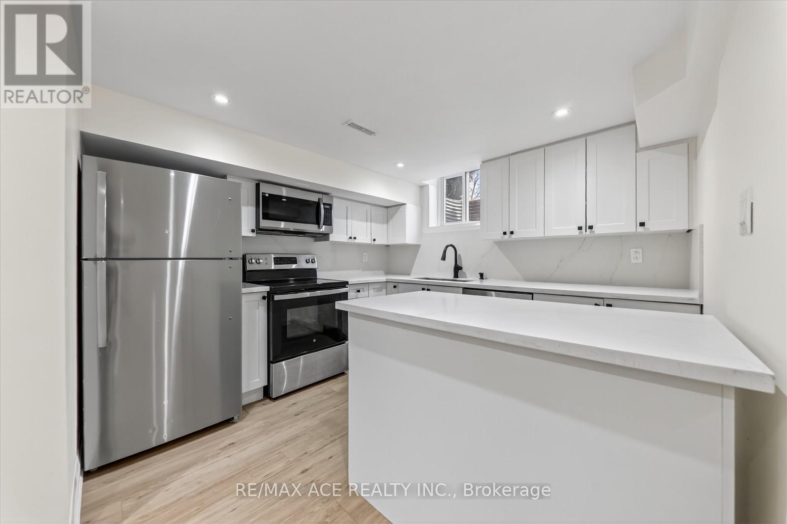 100 Brimwood Boulevard, Toronto, Ontario  M1V 1C2 - Photo 34 - E12532296