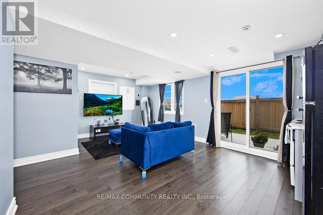 1073 Skyridge Boulevard, Pickering, Ontario  L1X 0M8 - Photo 19 - E12532326