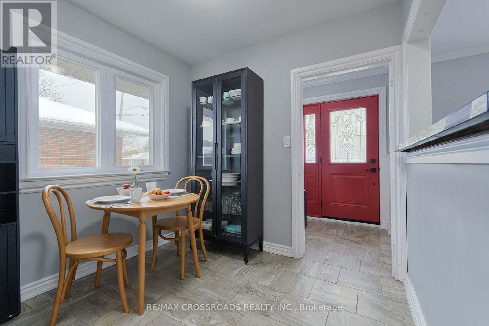 40 Stansbury Crescent, Toronto, Ontario  M1K 4R6 - Photo 10 - E12532396