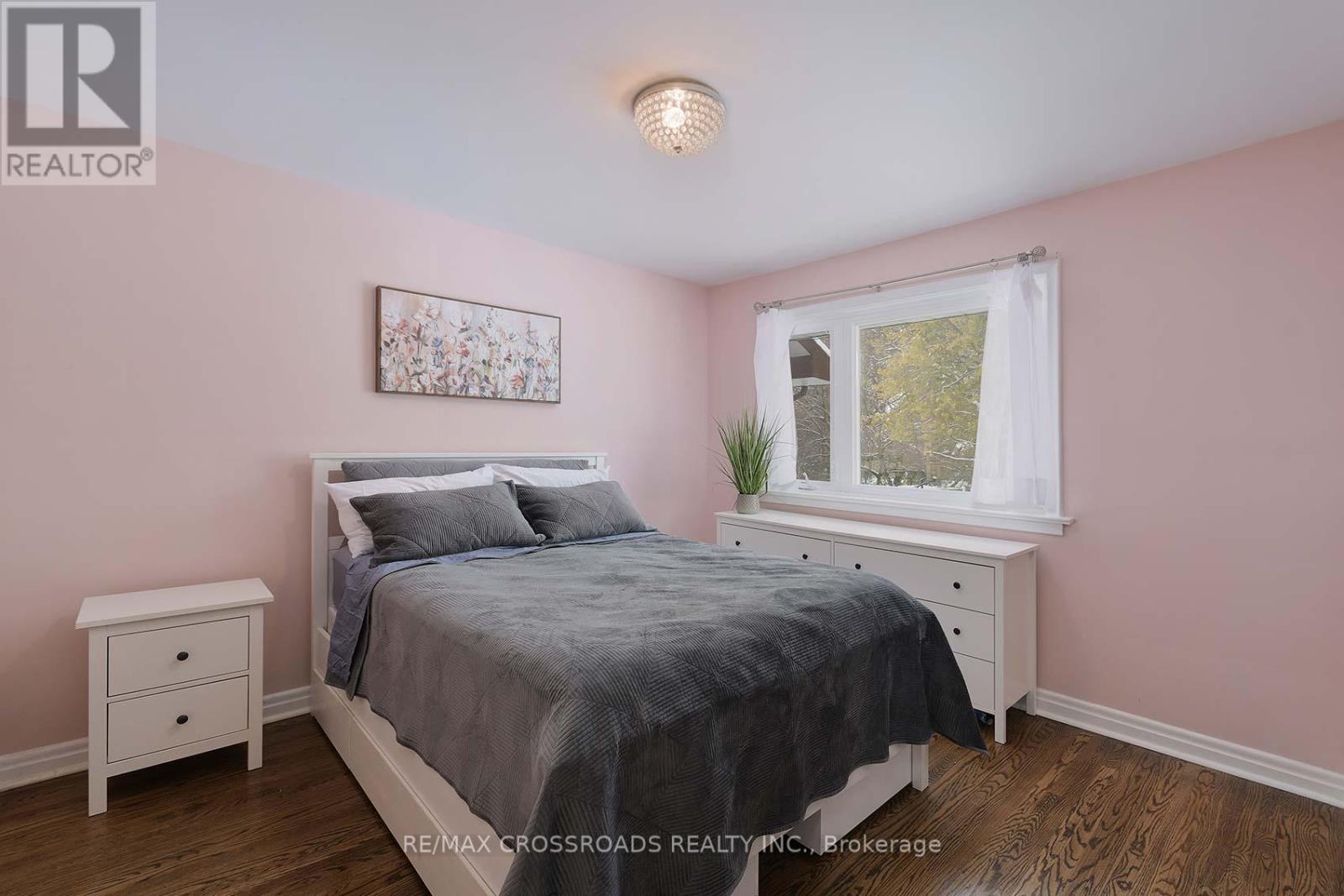 40 Stansbury Crescent, Toronto, Ontario  M1K 4R6 - Photo 11 - E12532396