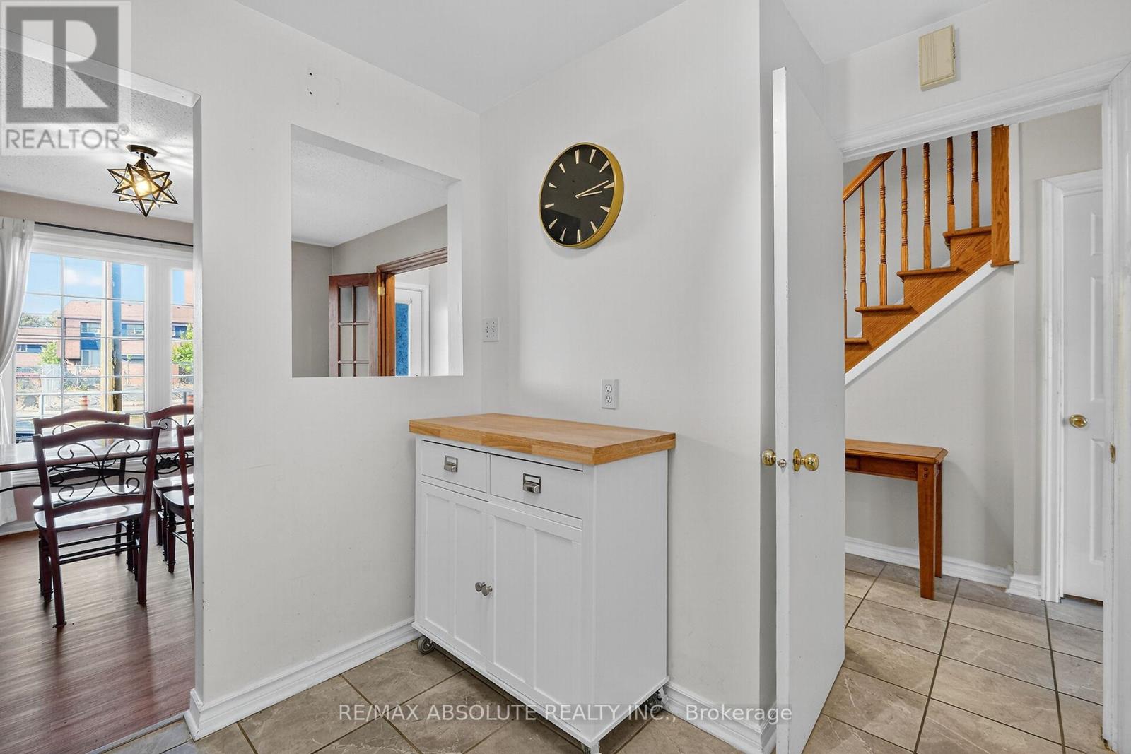 2628 Baseline Road, Ottawa, Ontario  K2H 7B4 - Photo 14 - X12532422