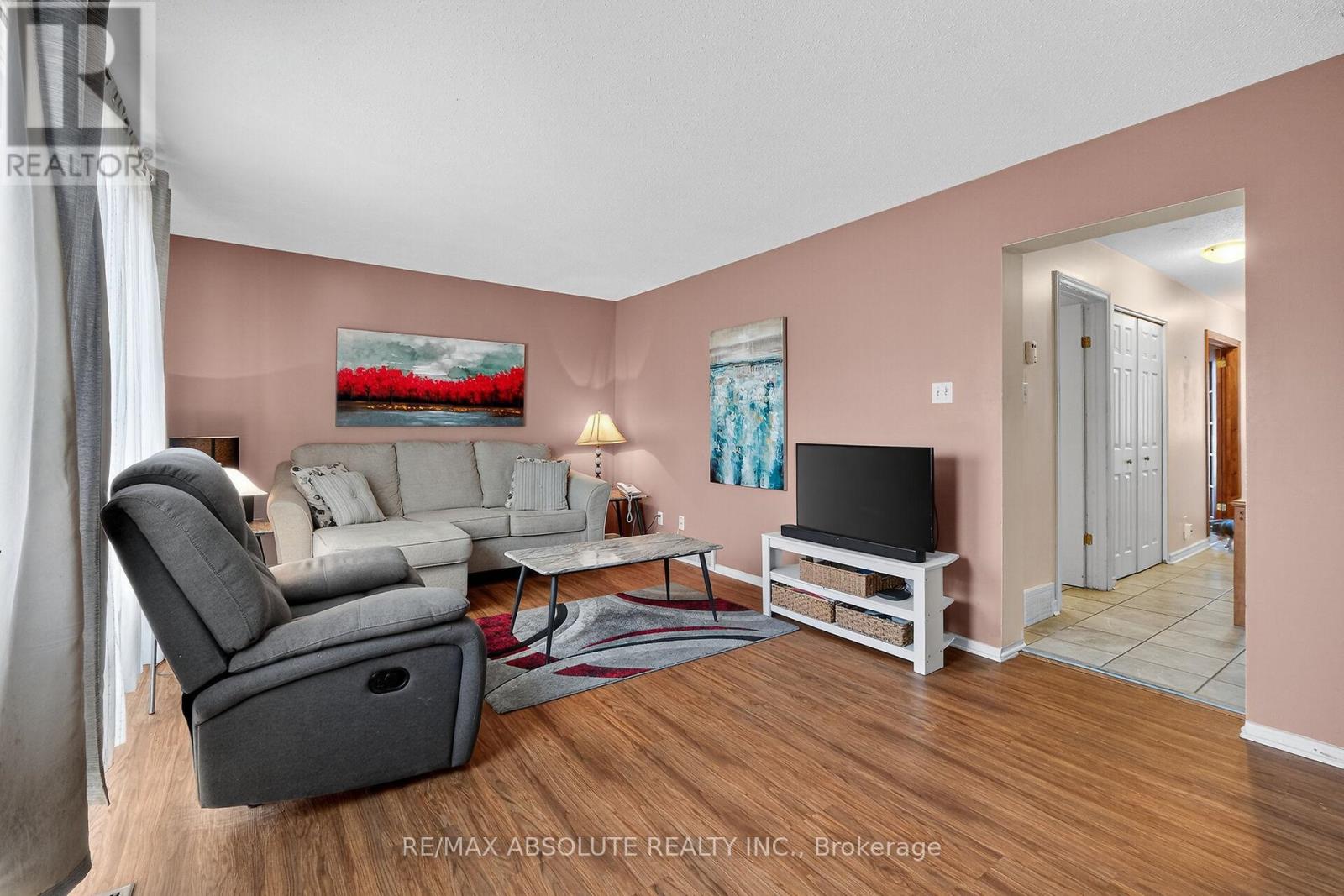 2628 Baseline Road, Ottawa, Ontario  K2H 7B4 - Photo 18 - X12532422