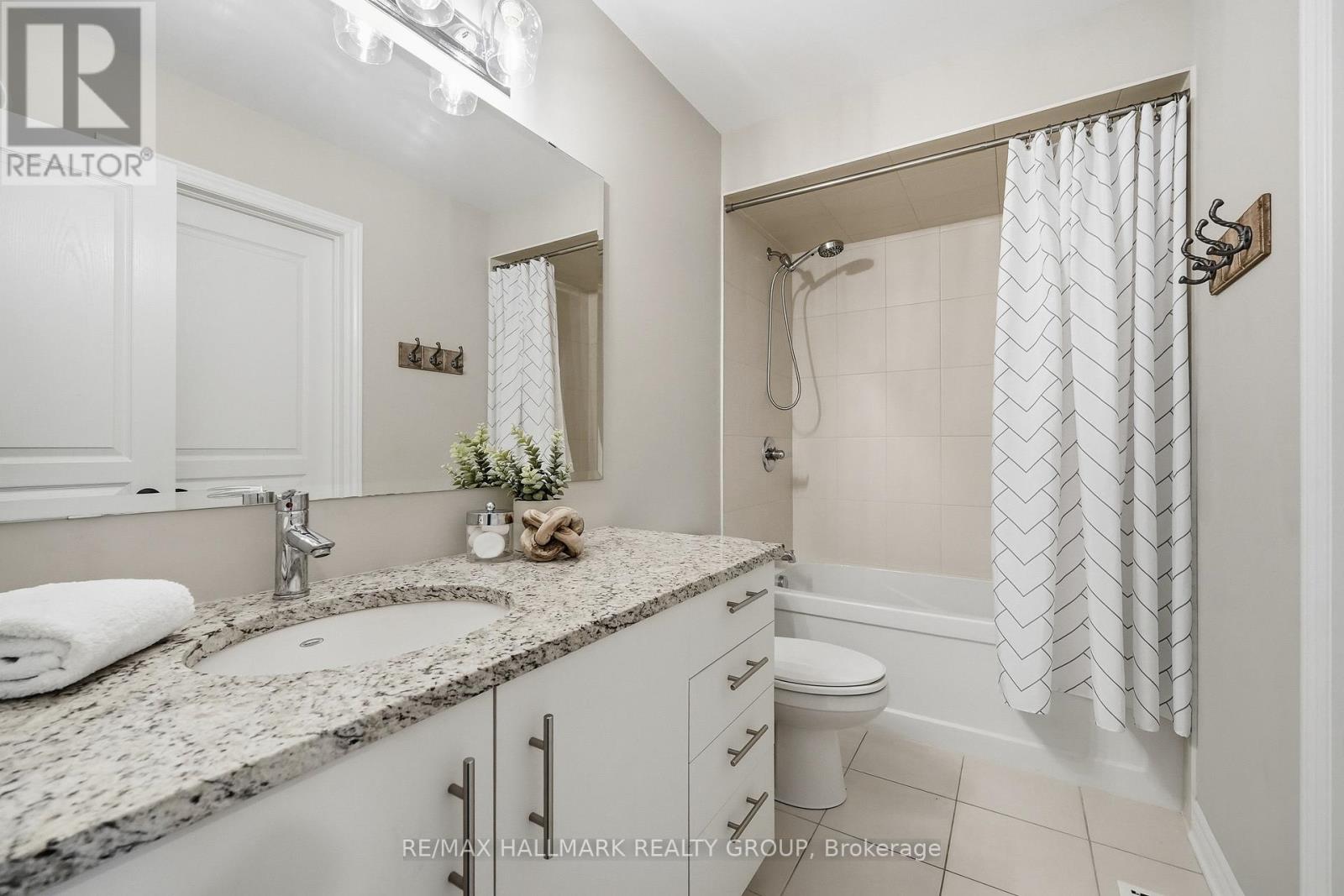 314 Melodie Street, Ottawa, Ontario  K1W 0H9 - Photo 27 - X12532436